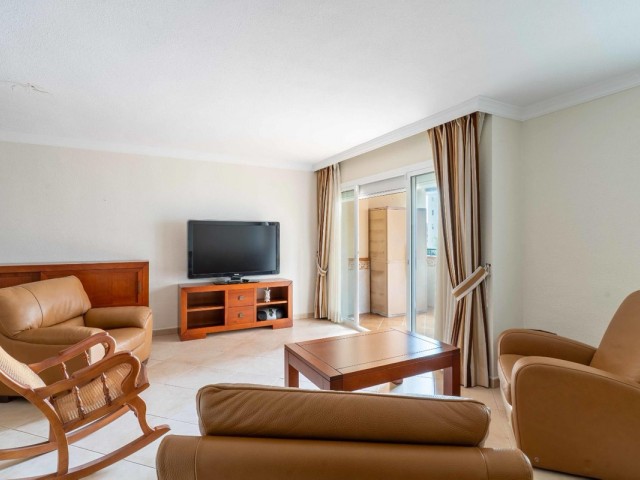 Apartamento con 3 Dormitorios  en Fuengirola