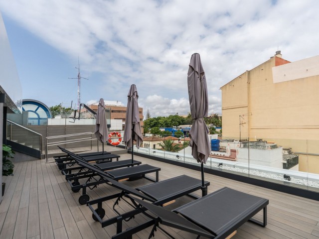Apartamento con 2 Dormitorios  en Fuengirola