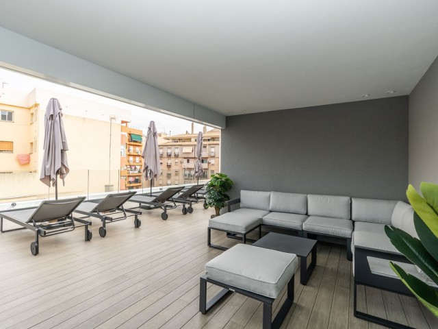 Apartamento con 2 Dormitorios  en Fuengirola