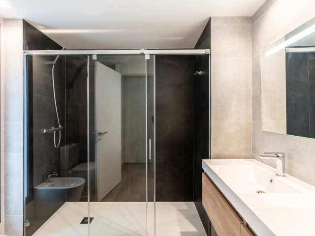 Apartamento con 2 Dormitorios  en Fuengirola