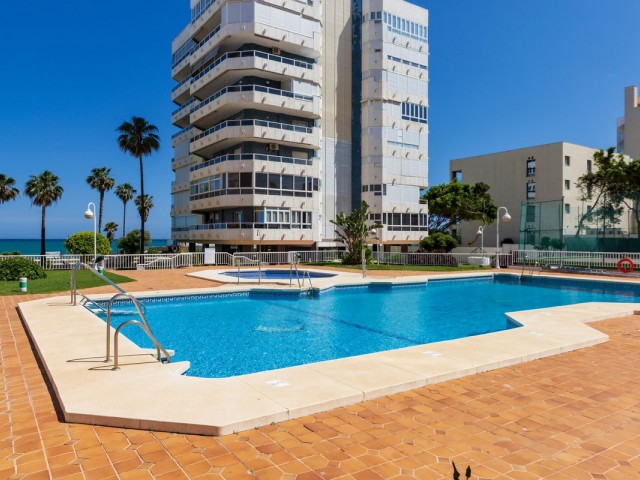 2 Schlafzimmer Apartment in La Carihuela