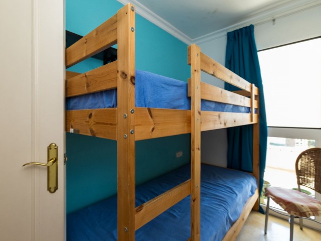 2 Schlafzimmer Apartment in La Carihuela