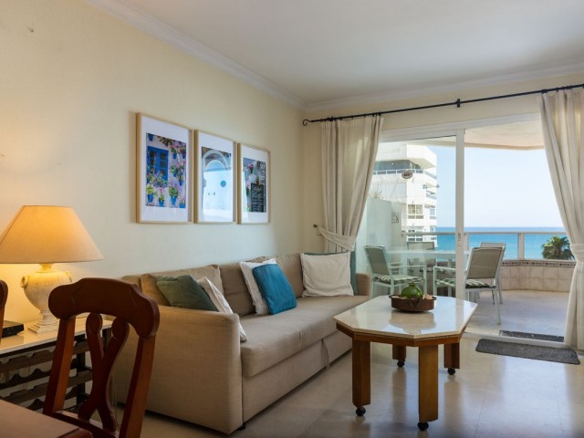 2 Schlafzimmer Apartment in La Carihuela