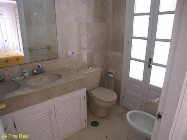 3 Sovrums Villa i Estepona