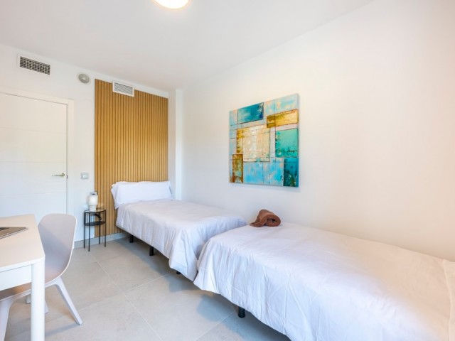 Apartamento con 3 Dormitorios  en Marbella