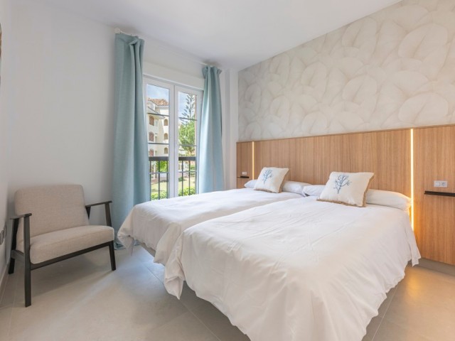 Apartamento con 3 Dormitorios  en Marbella