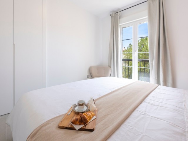 Apartamento con 3 Dormitorios  en Marbella