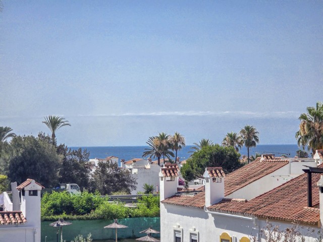 Reihenhaus, Casares Playa, R5081407