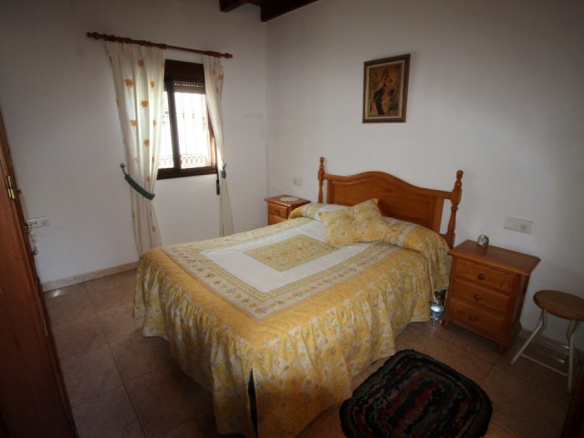 2 Bedrooms Villa in Nerja