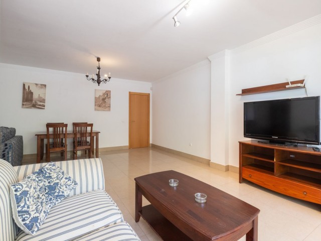 Appartement avec 3 Chambres  à Elviria