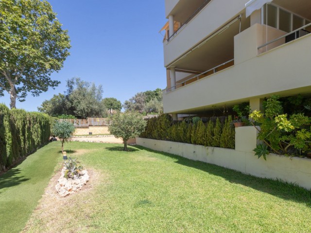 Huoneisto, Elviria, R5111278