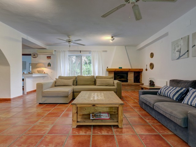 Villa avec 3 Chambres  à San Pablo de Buceite