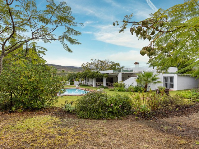 Villa avec 3 Chambres  à San Pablo de Buceite