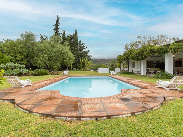 Villa avec 3 Chambres  à San Pablo de Buceite