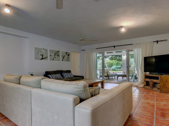 Villa avec 3 Chambres  à San Pablo de Buceite