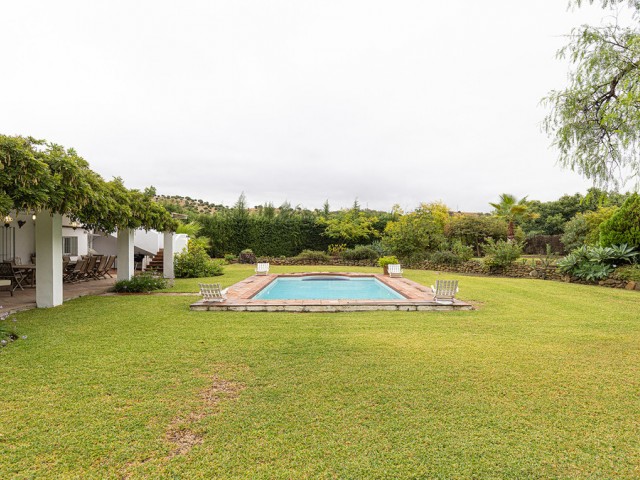 Villa avec 3 Chambres  à San Pablo de Buceite