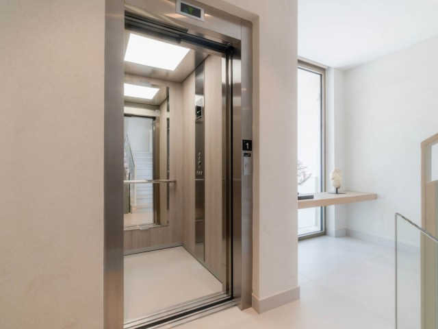 3 Schlafzimmer Villa in Nueva Andalucía