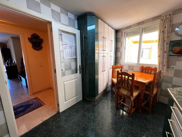Apartamento con 3 Dormitorios  en Fuengirola