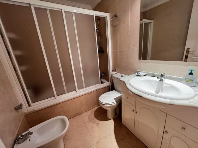 Apartamento con 3 Dormitorios  en Fuengirola