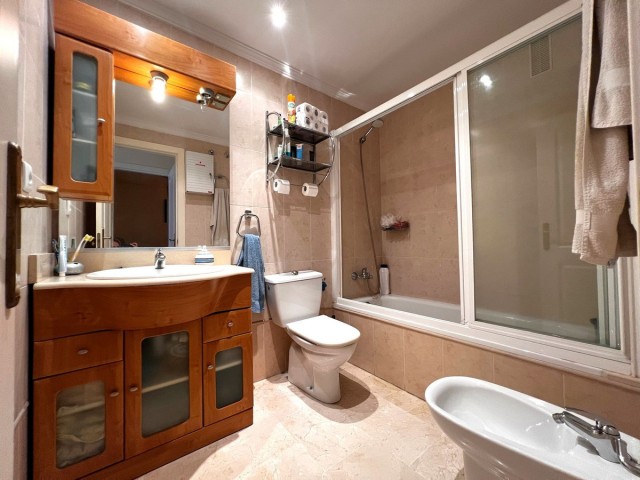 Apartamento con 3 Dormitorios  en Fuengirola