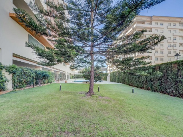 Apartamento con 3 Dormitorios  en Fuengirola