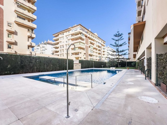 Apartamento con 3 Dormitorios  en Fuengirola