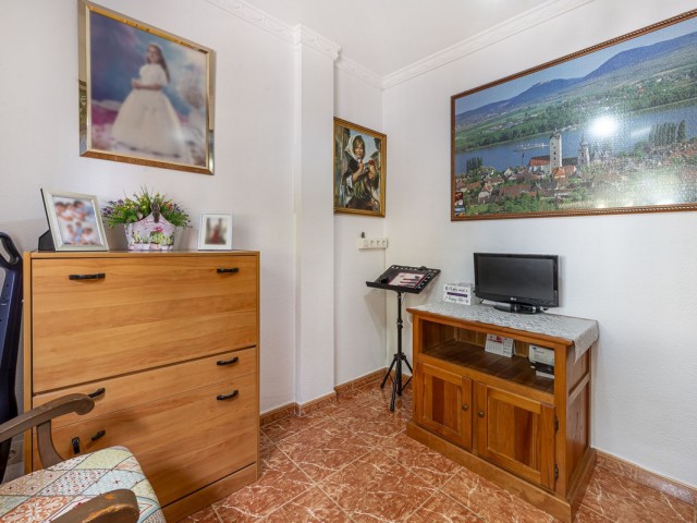 4 Schlafzimmer Reihenhaus in Nueva Andalucía