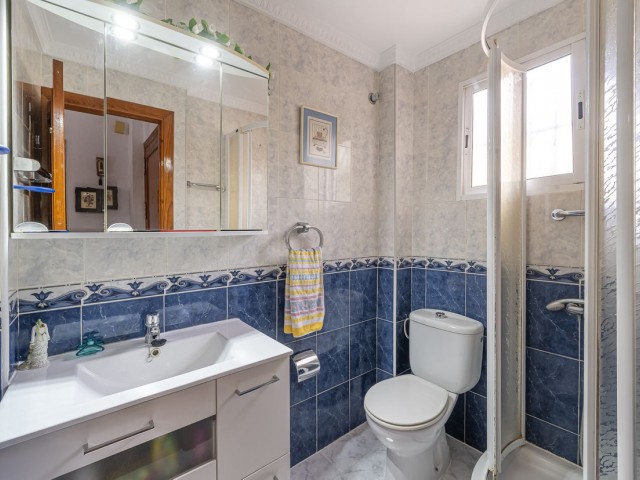 4 Schlafzimmer Reihenhaus in Nueva Andalucía