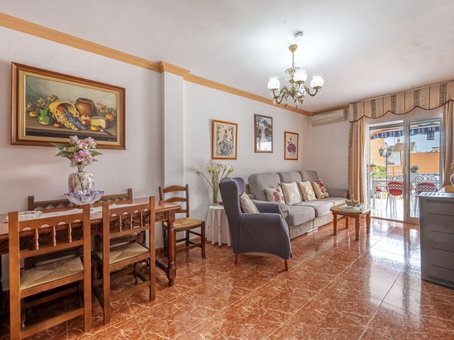 4 Schlafzimmer Reihenhaus in Nueva Andalucía