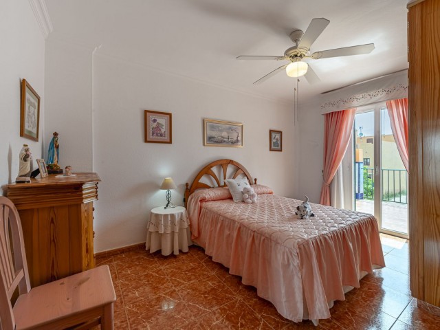4 Schlafzimmer Reihenhaus in Nueva Andalucía