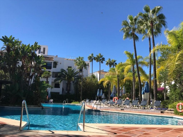 2 Sovrums Lägenhet i Elviria