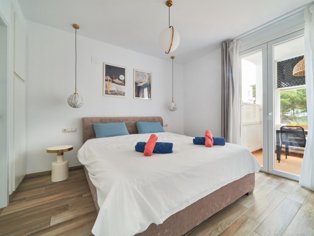 2 Bedrooms Apartment in Elviria