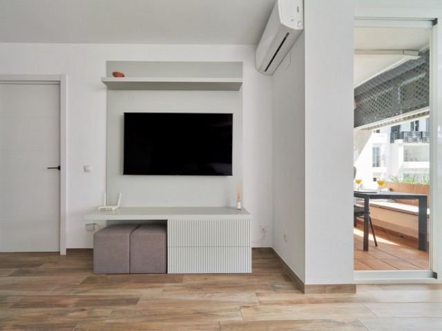 2 Bedrooms Apartment in Elviria