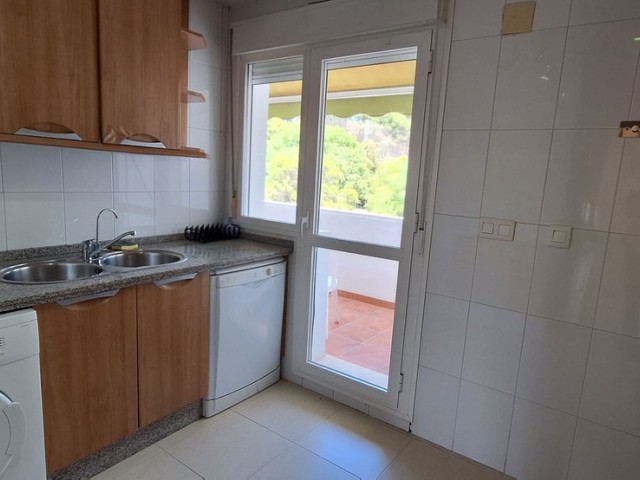 Appartement avec 4 Chambres  à Torrequebrada