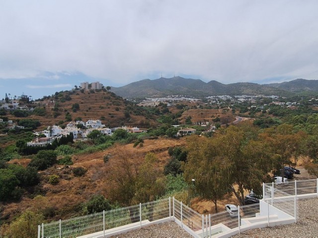 Appartement avec 4 Chambres  à Torrequebrada