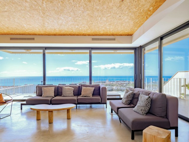 5 Bedrooms Villa in Benalmadena