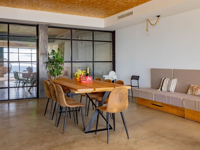 5 Bedrooms Villa in Benalmadena