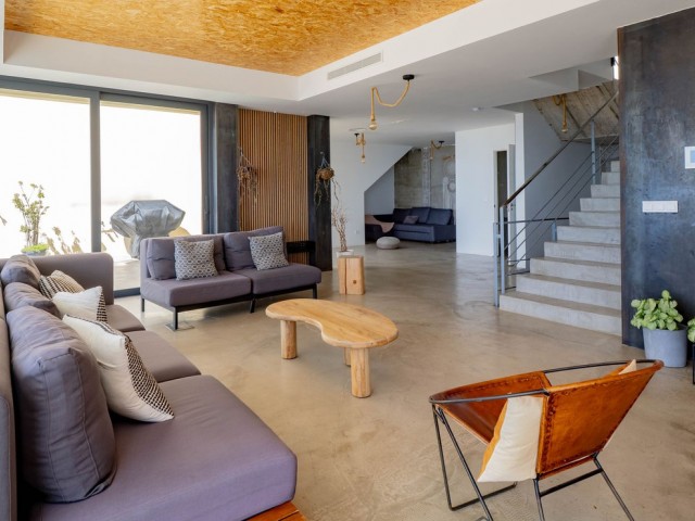 5 Bedrooms Villa in Benalmadena