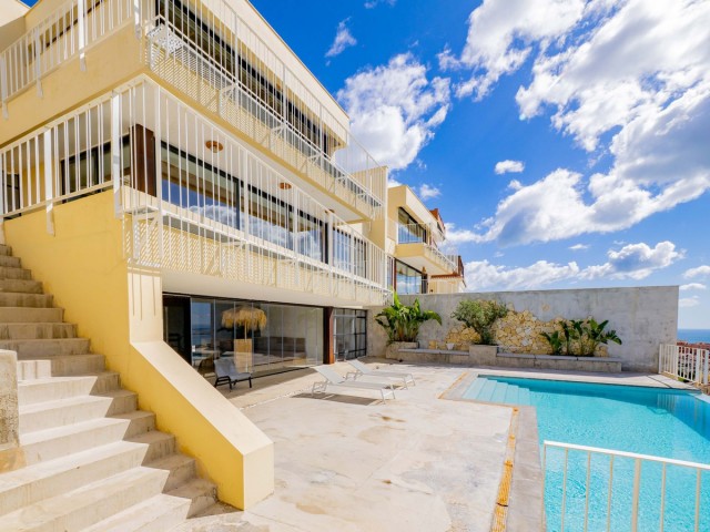 5 Bedrooms Villa in Benalmadena