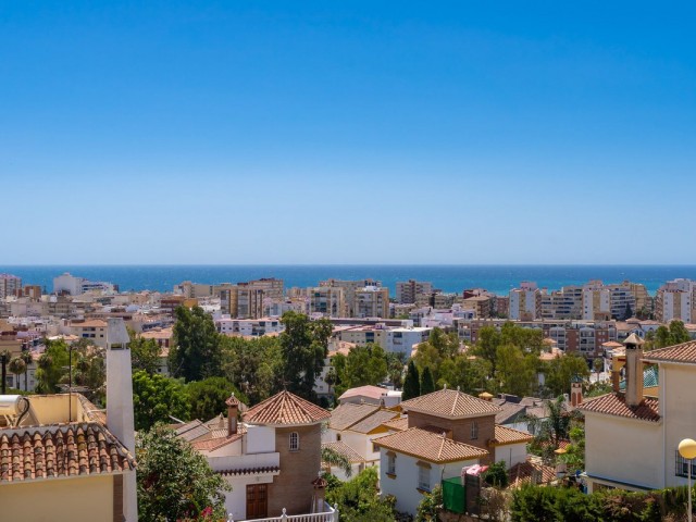 Villa avec 9 Chambres  à Torre del Mar