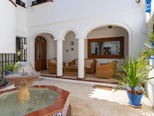 Villa avec 9 Chambres  à Torre del Mar