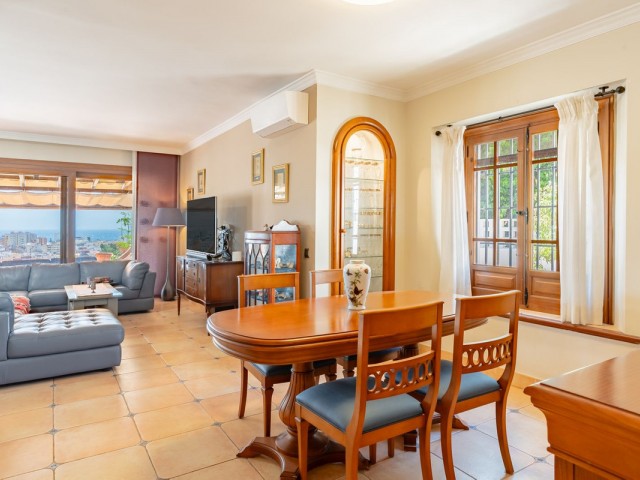 Villa avec 9 Chambres  à Torre del Mar