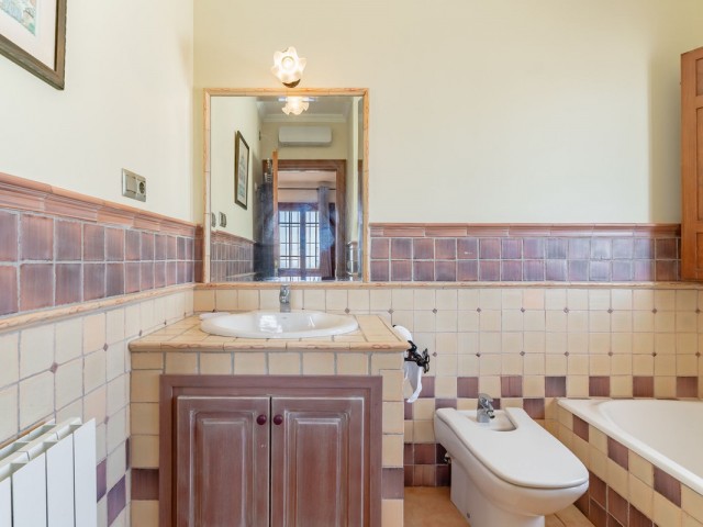 Villa avec 9 Chambres  à Torre del Mar