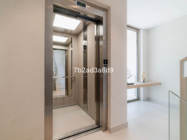 3 Schlafzimmer Villa in Nueva Andalucía