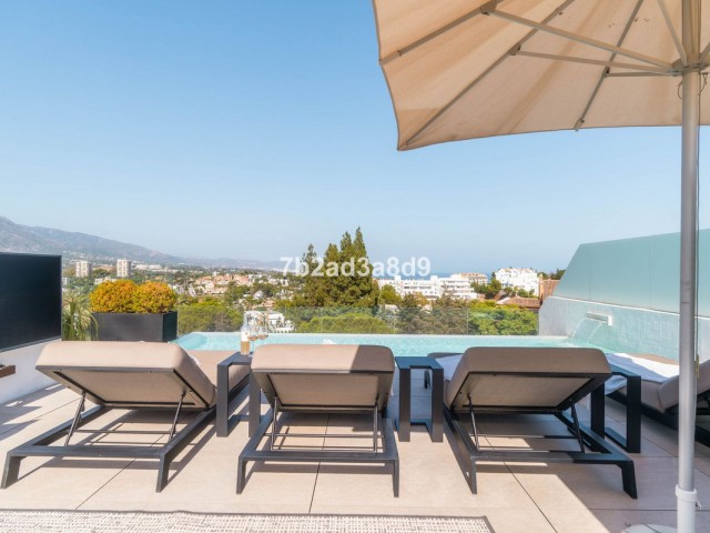 3 Schlafzimmer Villa in Nueva Andalucía