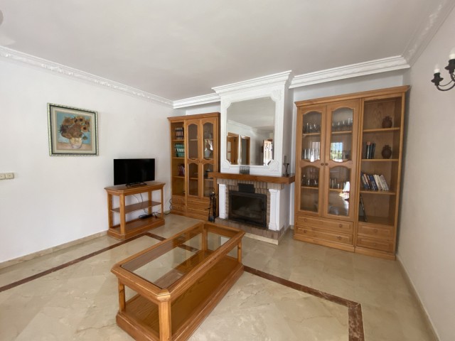 3 Sovrums Villa i Estepona