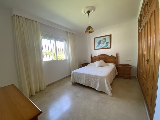 3 Sovrums Villa i Estepona