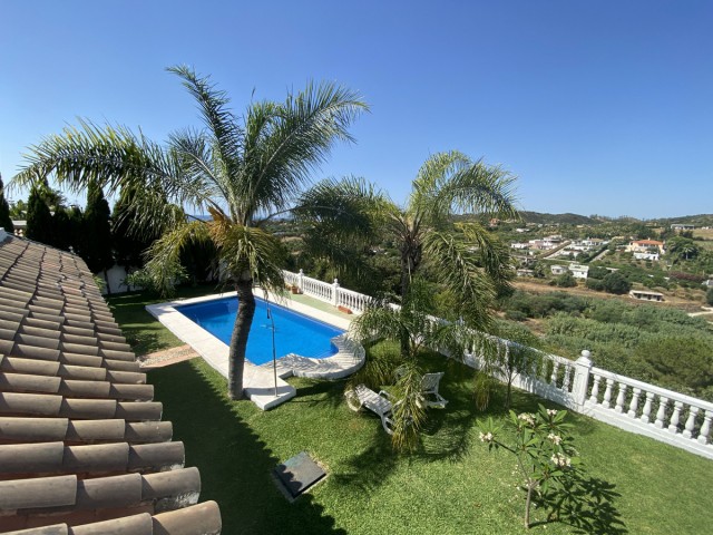 3 Sovrums Villa i Estepona