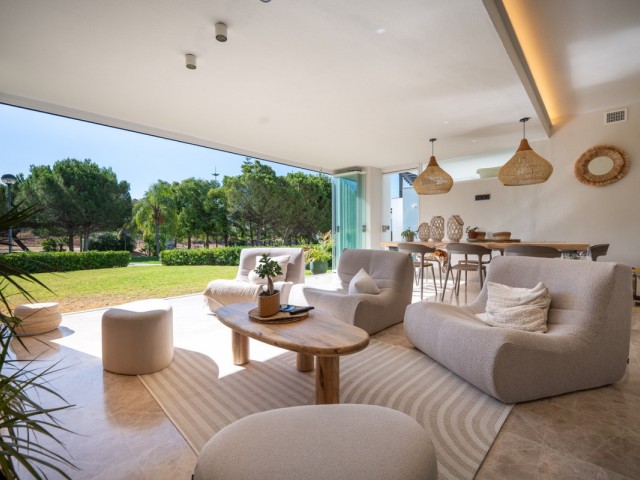 3 Bedrooms Townhouse in Marbella