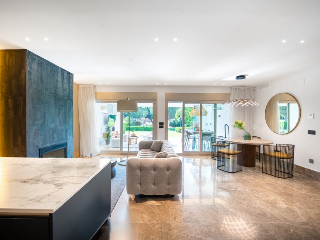 3 Bedrooms Townhouse in Marbella
